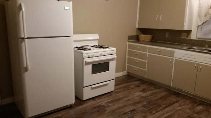 Buck 'n Beam's Social House & Campground