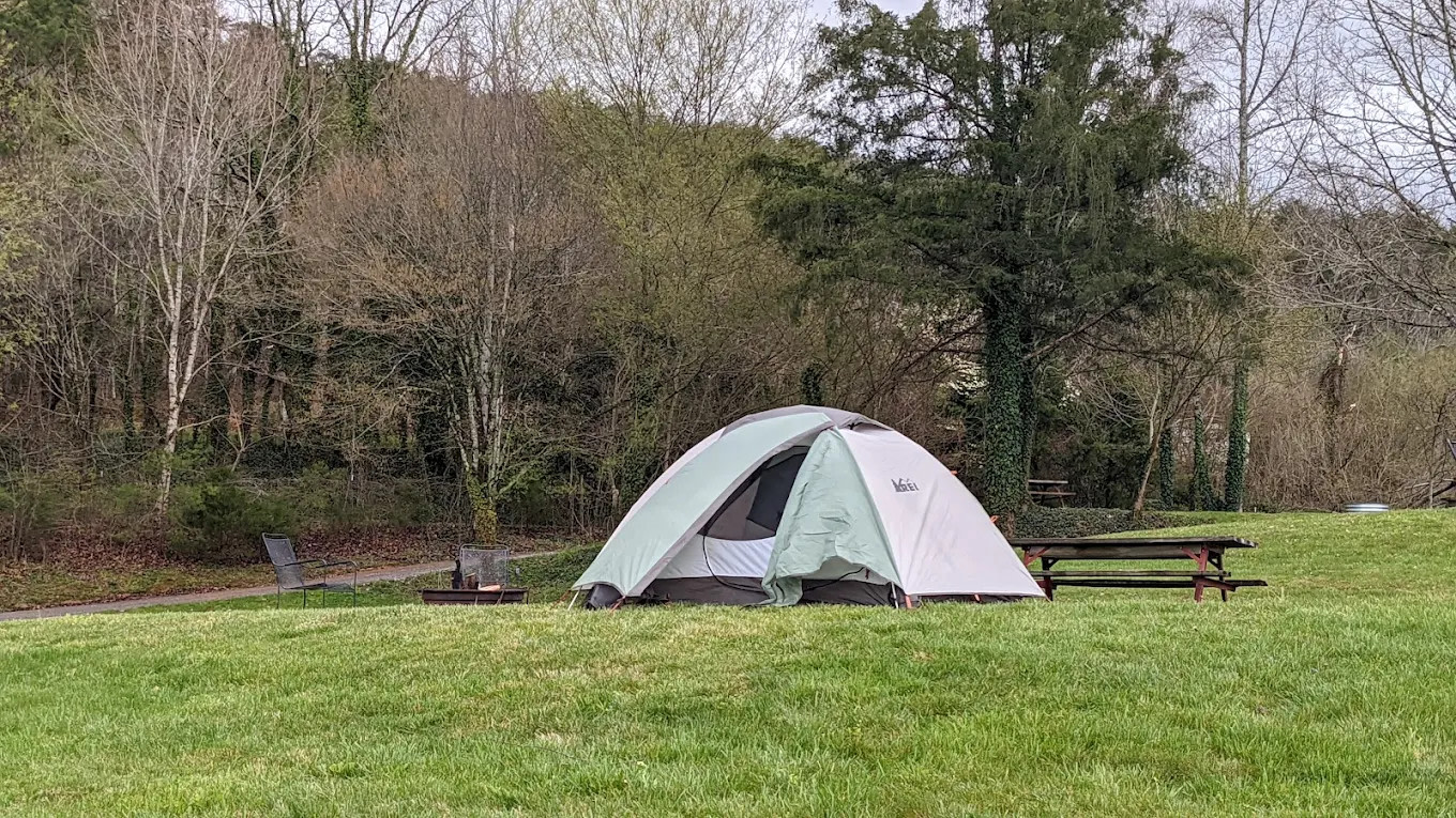 Smitty’s Lodge and Motorcycle Campground