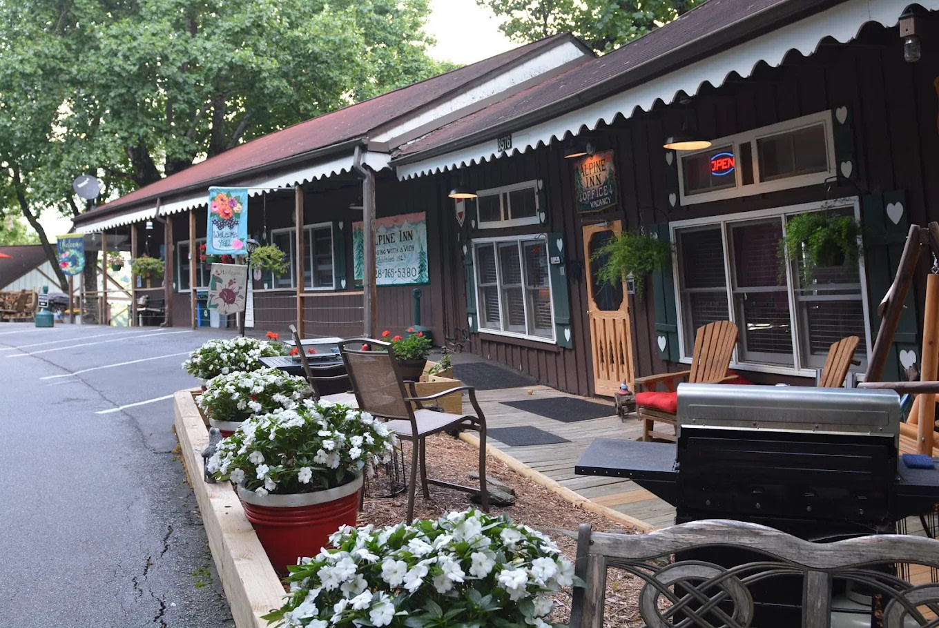 Alpine Inn
