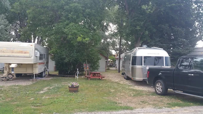 Mountain View Motel and Campground