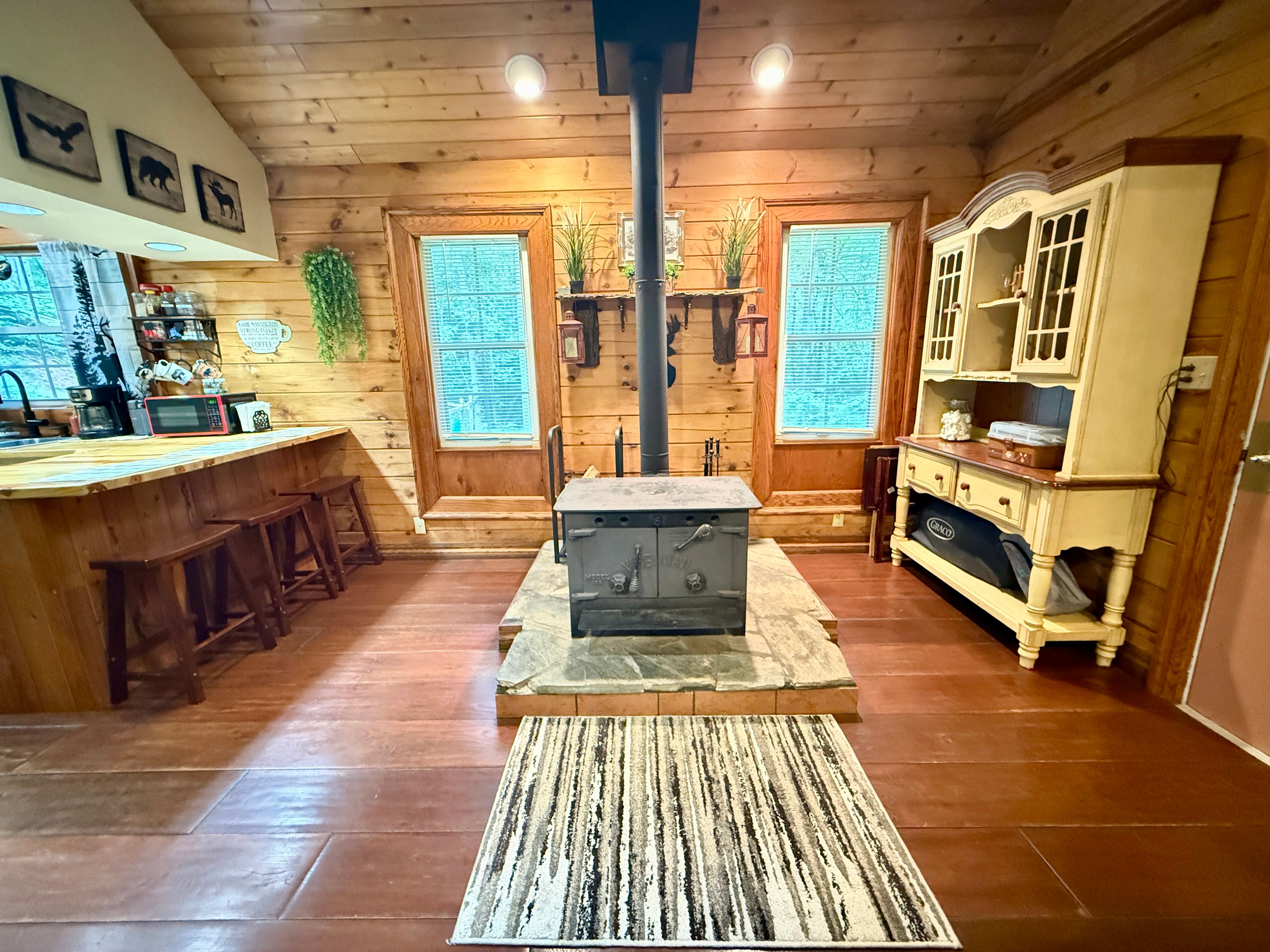 Wood burning stove