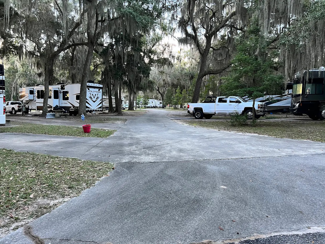 Eagle’s Roost RV Resort