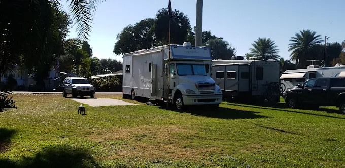 Crooked Hook RV Resort