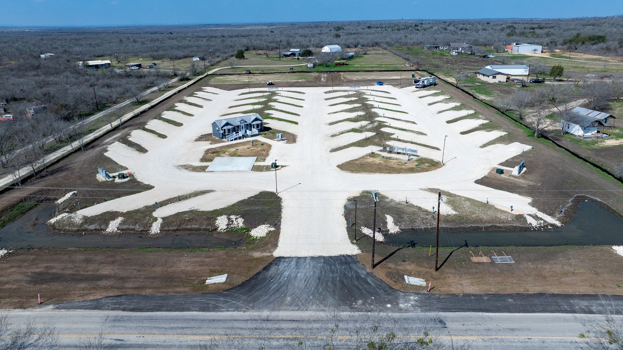 State Park RV Village-Lockhart