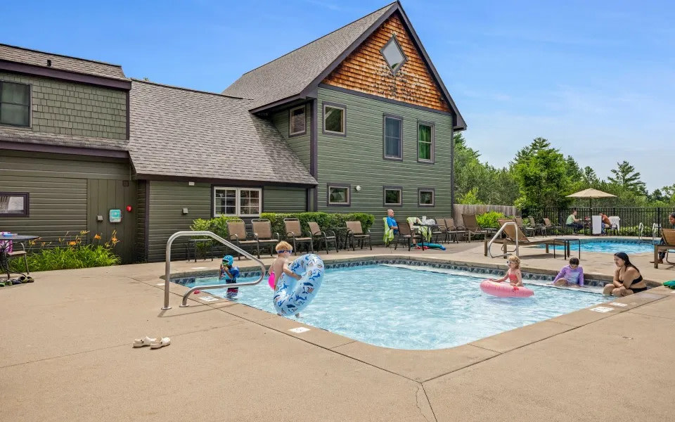 Lake George Camping Village