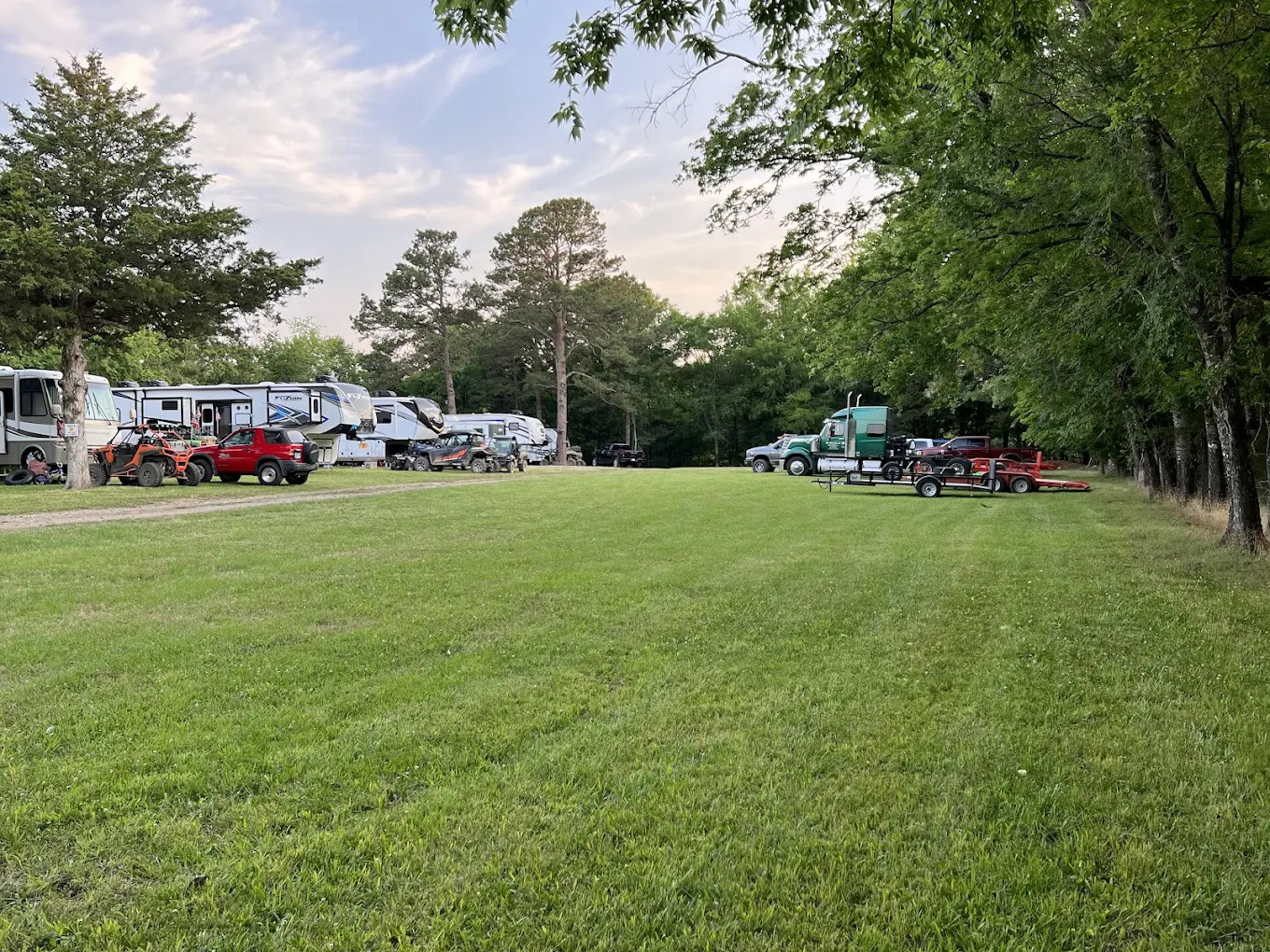 Mena Creekside RV Park