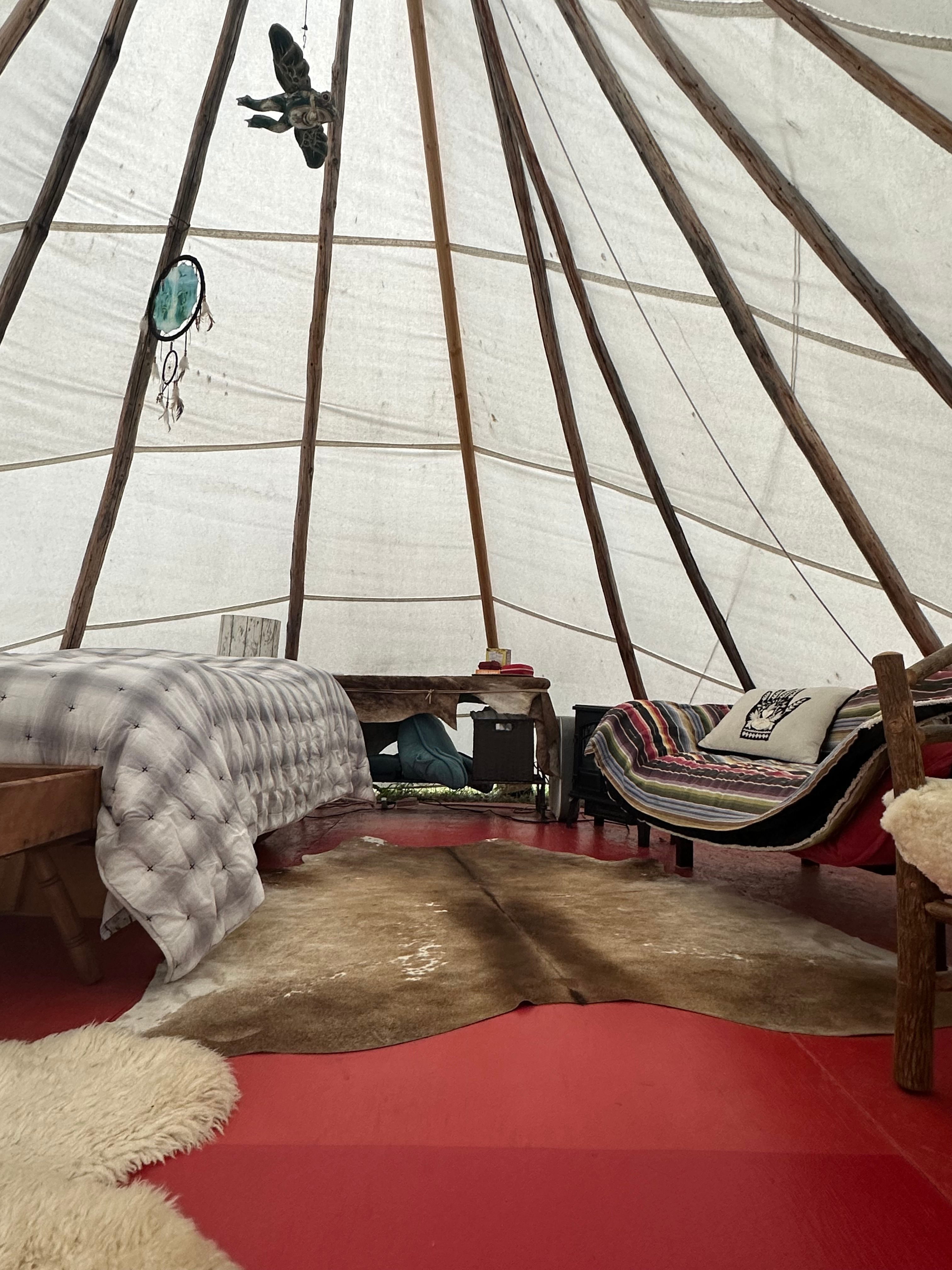 Tipi..Teepee In Historic Slabtown
