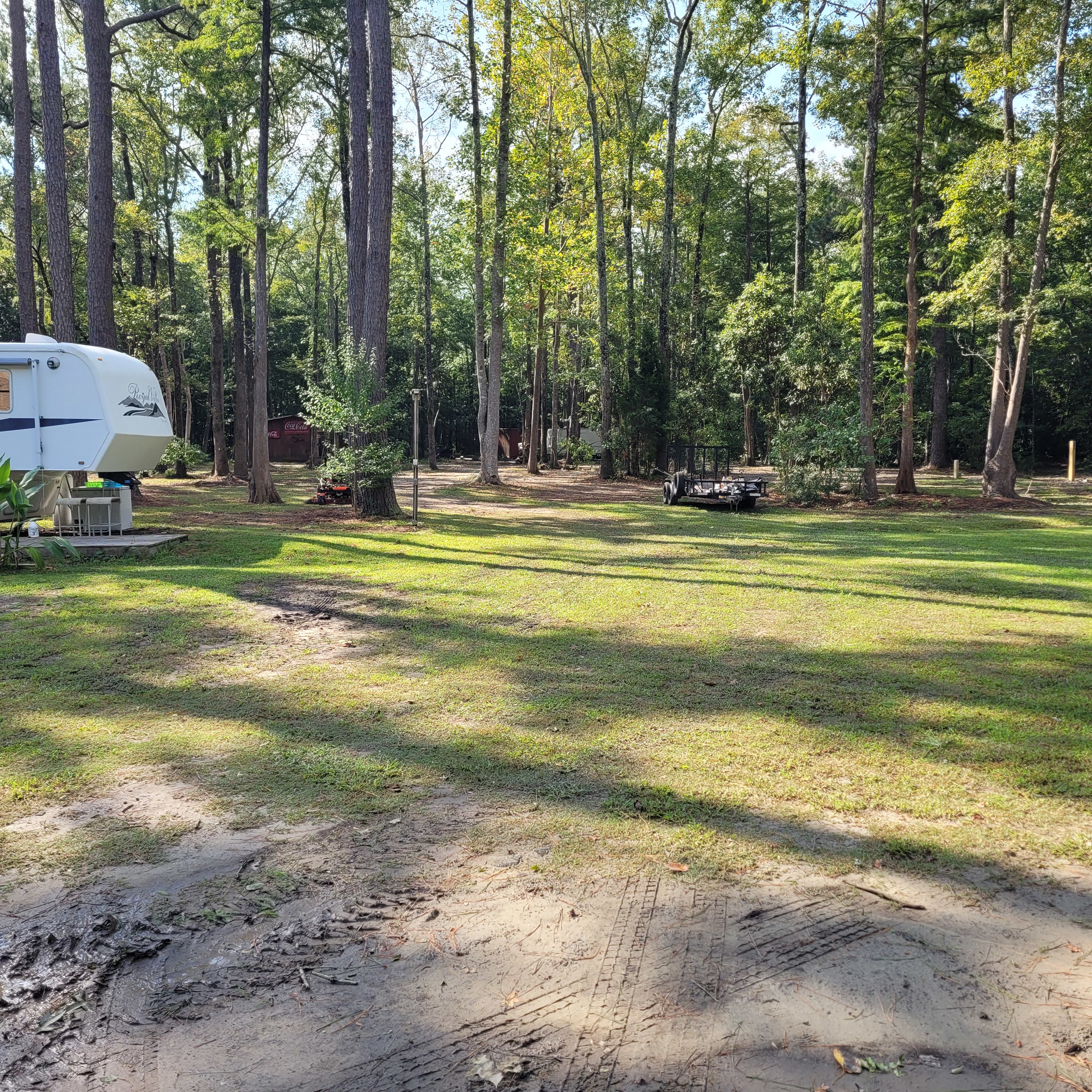 Carawan's Cabins And Campground