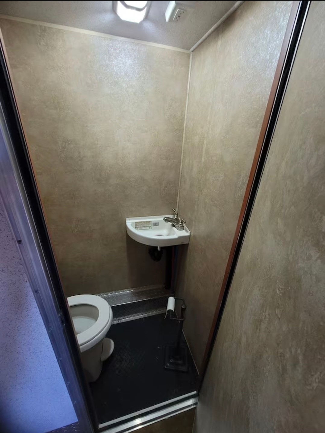 Allreds Lakeside Retreat