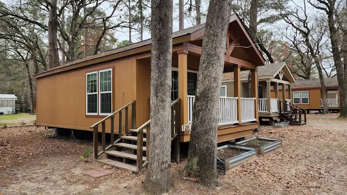 Crockett Lakefront RV Resort & Marina