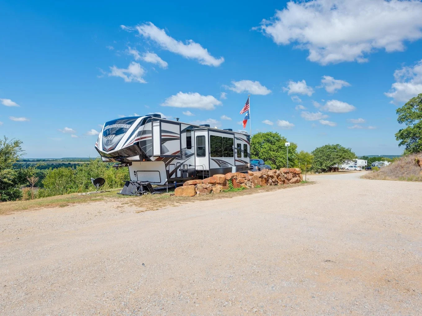 Eagle's Nest RV Park