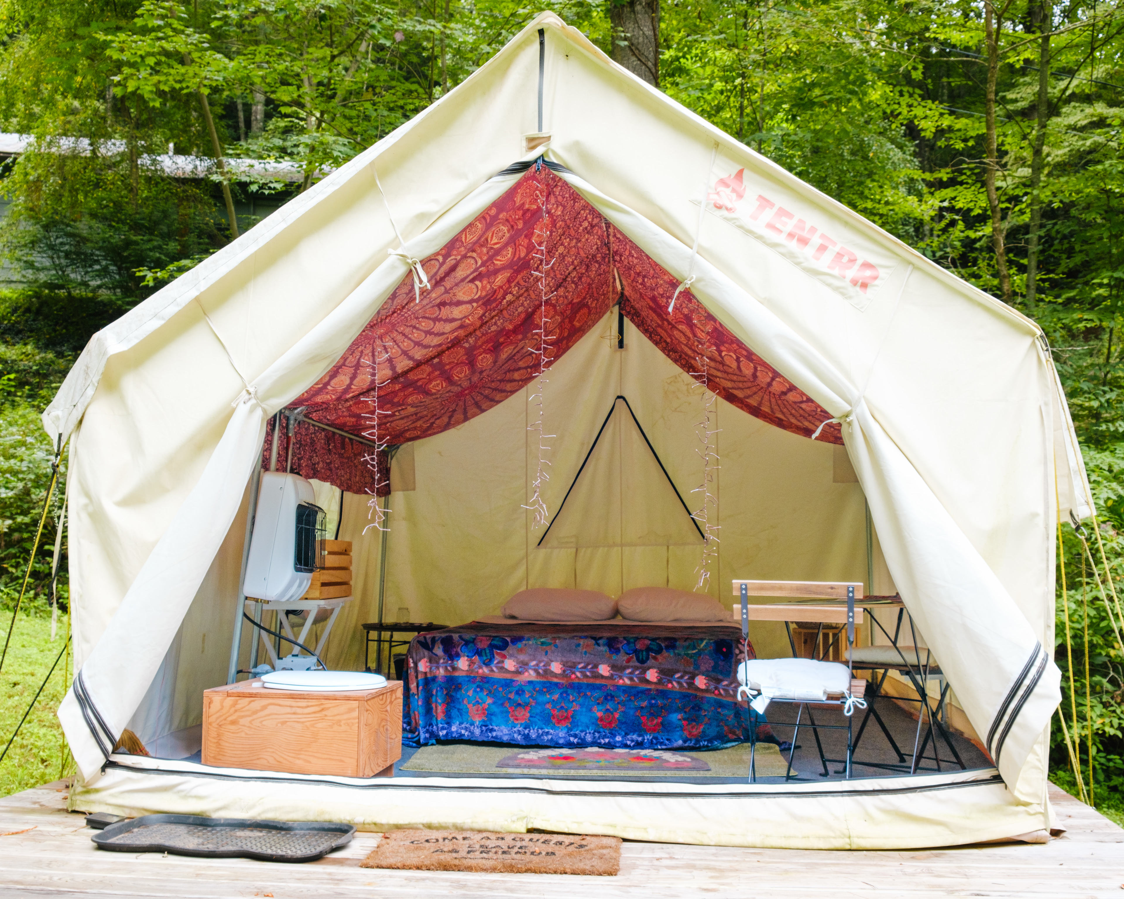 beautiful canvas tent