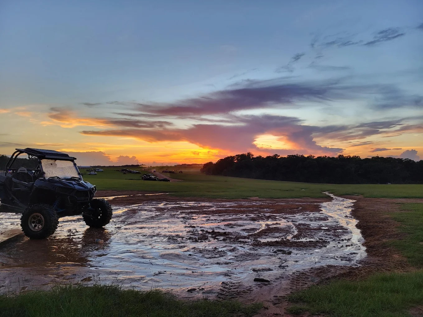 Bama Slam Saloon & RV Park