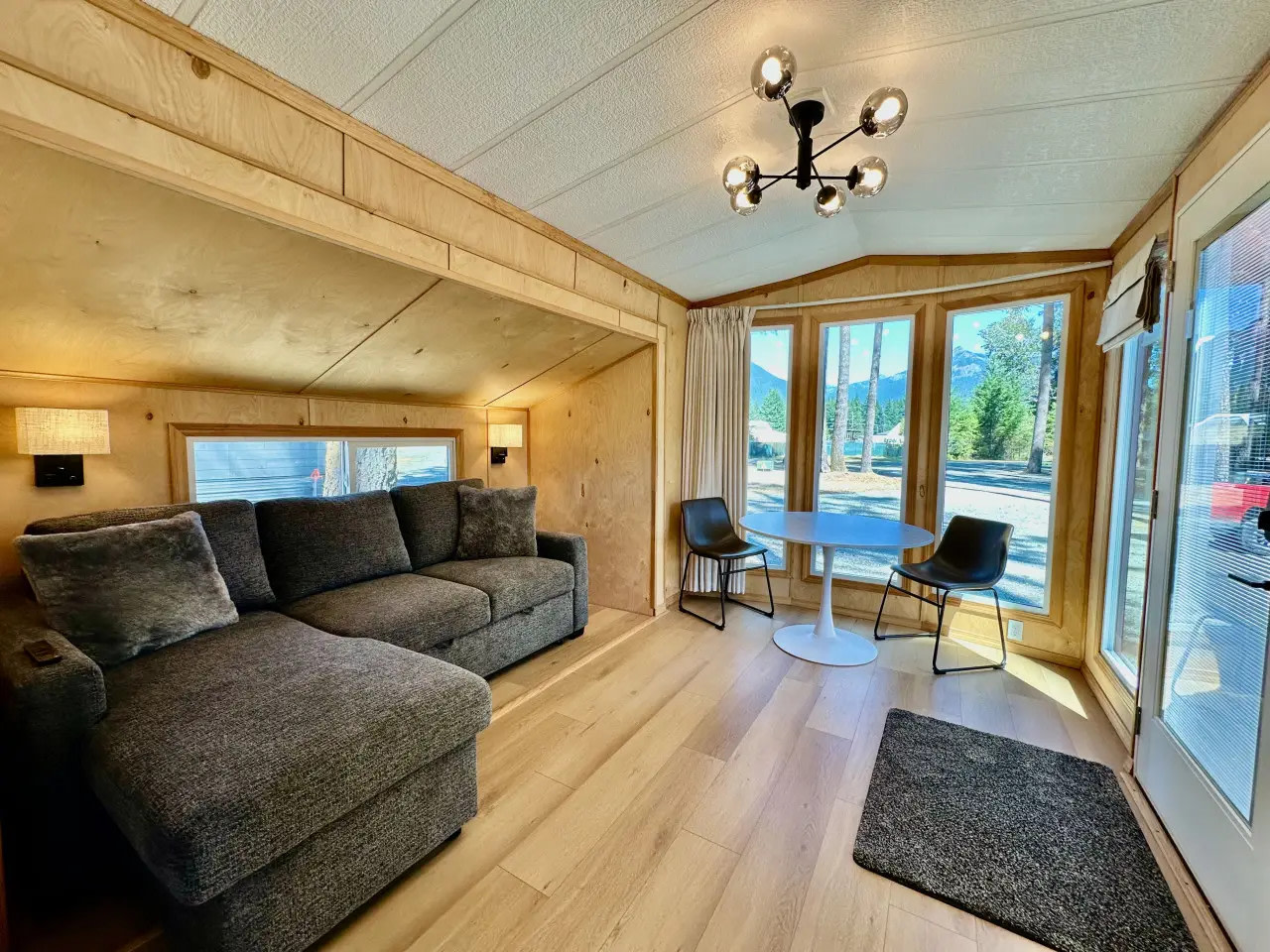 Four Fathers Cabin & RV Resort