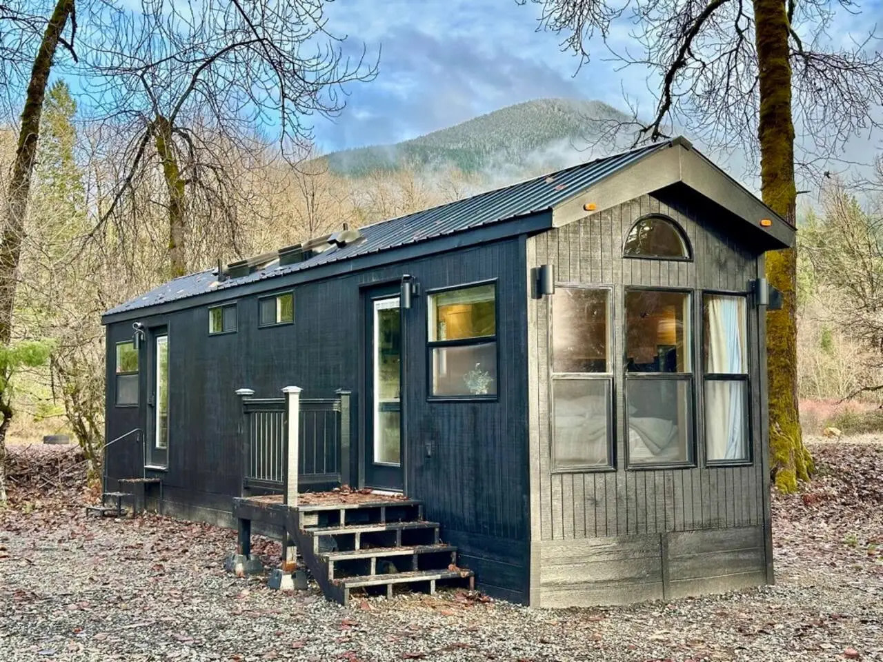 Four Fathers Cabin & RV Resort