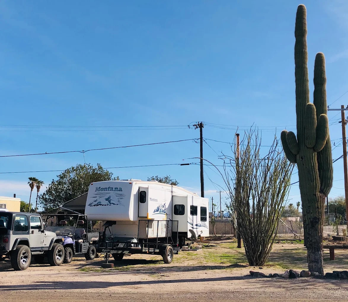 Palms Mobile Home RV Park