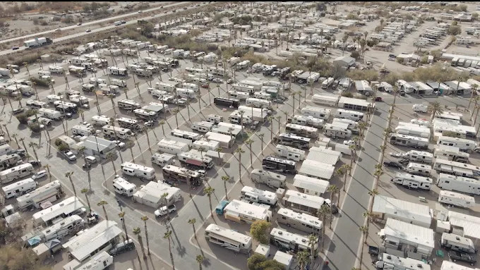 Holiday Palms RV Park