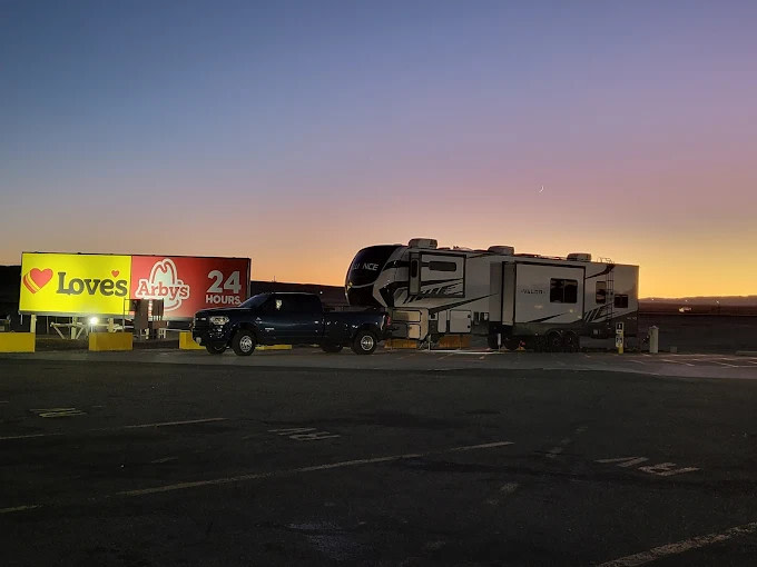 Love's RV Hookup-Green River UT 792