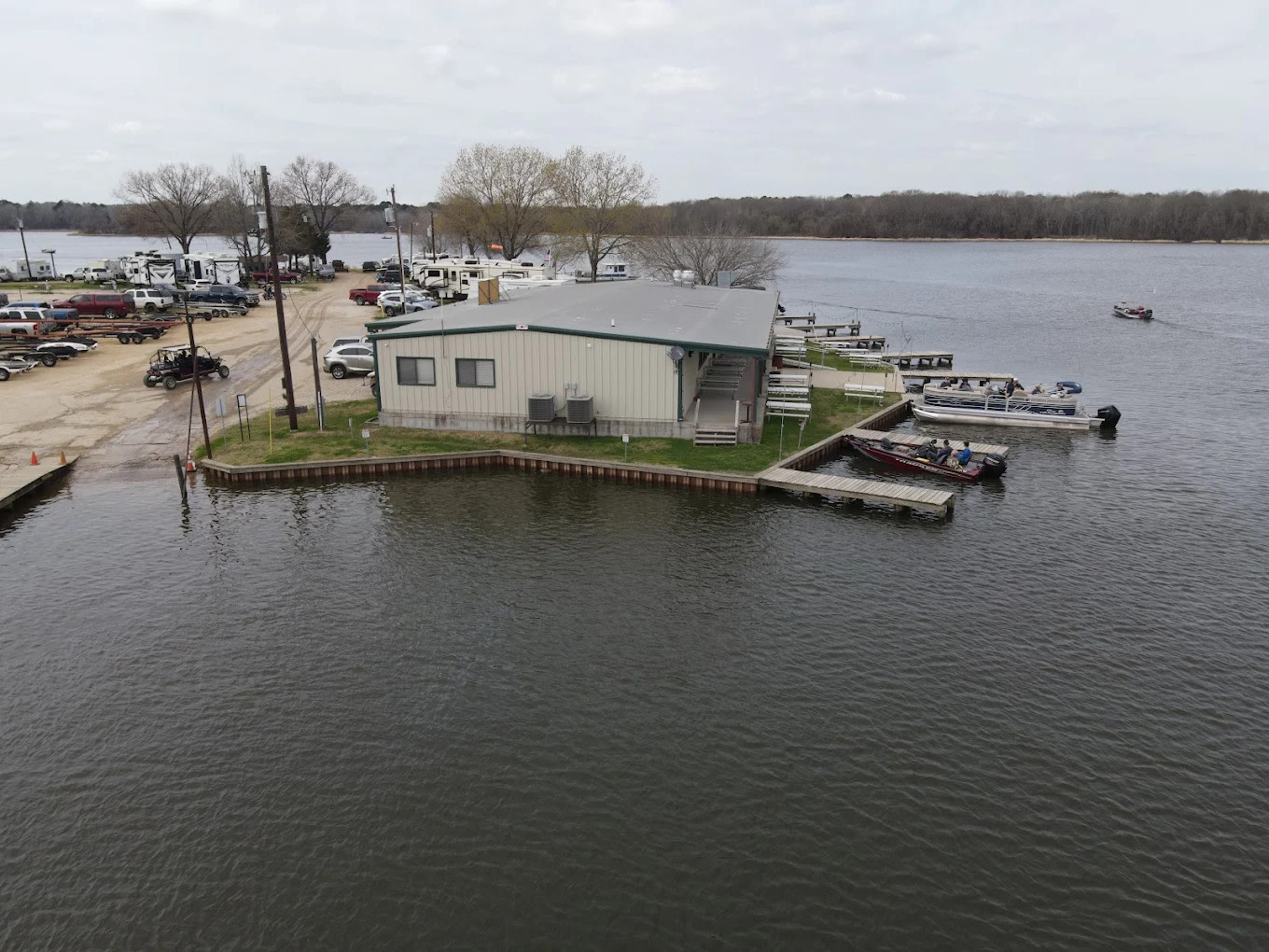 Lake Palestine Resort