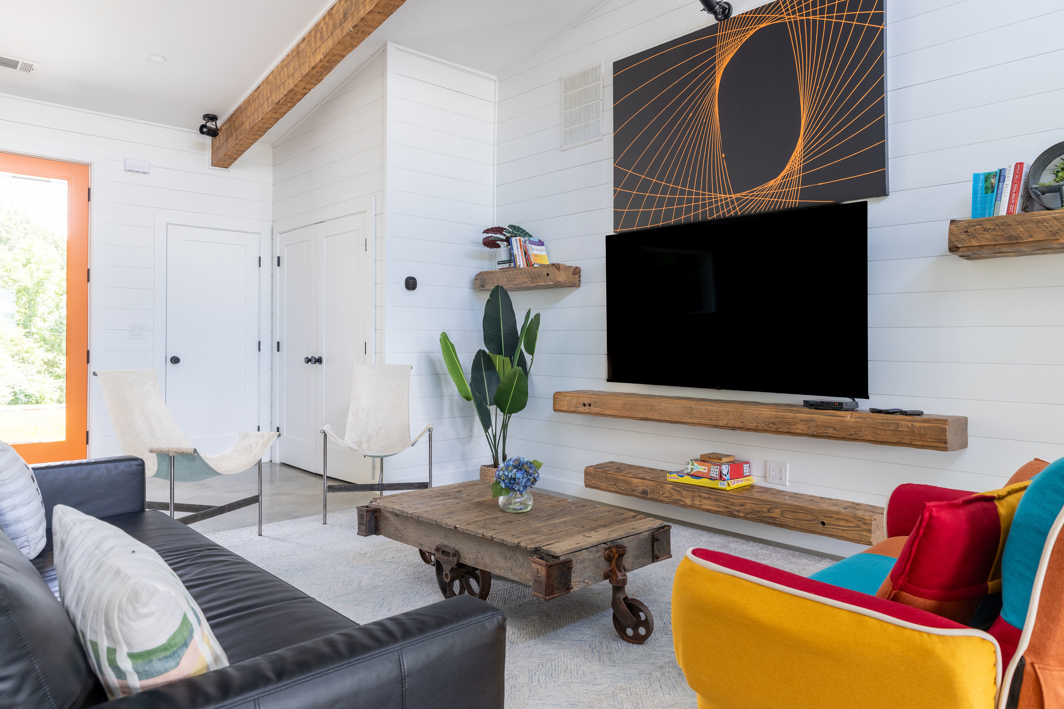 Mountain Views | Soft Beds + Bliss