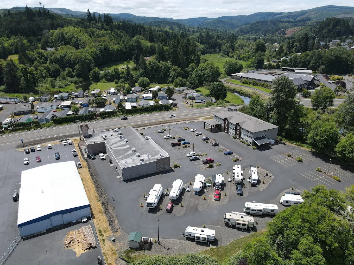 Clatskanie River Inn & RV Park