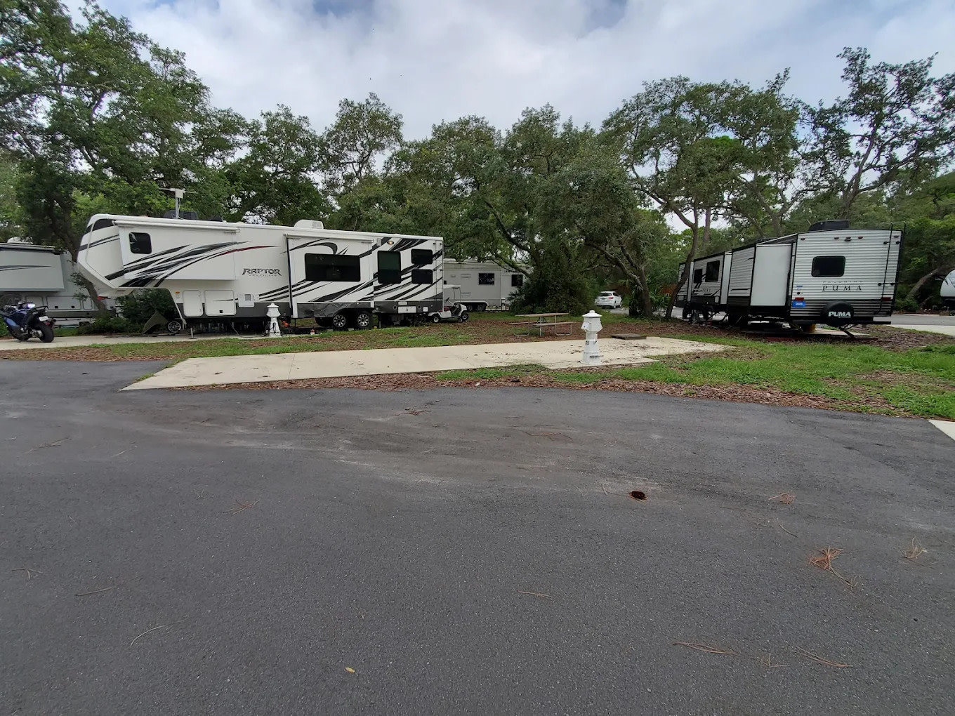 The Oaks RV Resort & Motel