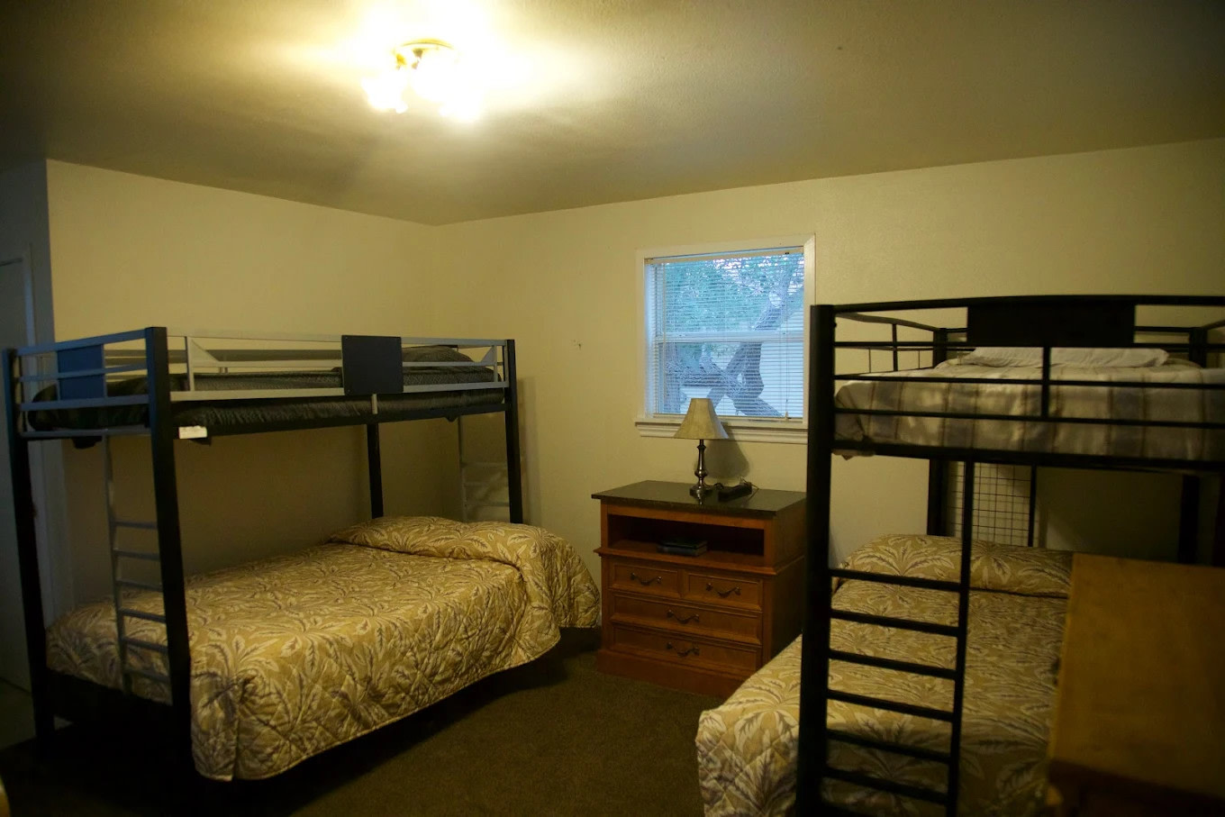 Bunk Haus Lodging and RV Park