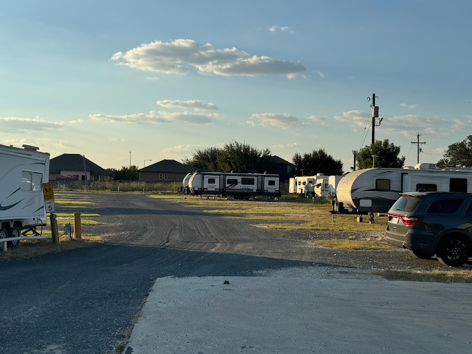 Hwy 97 East  RV Park