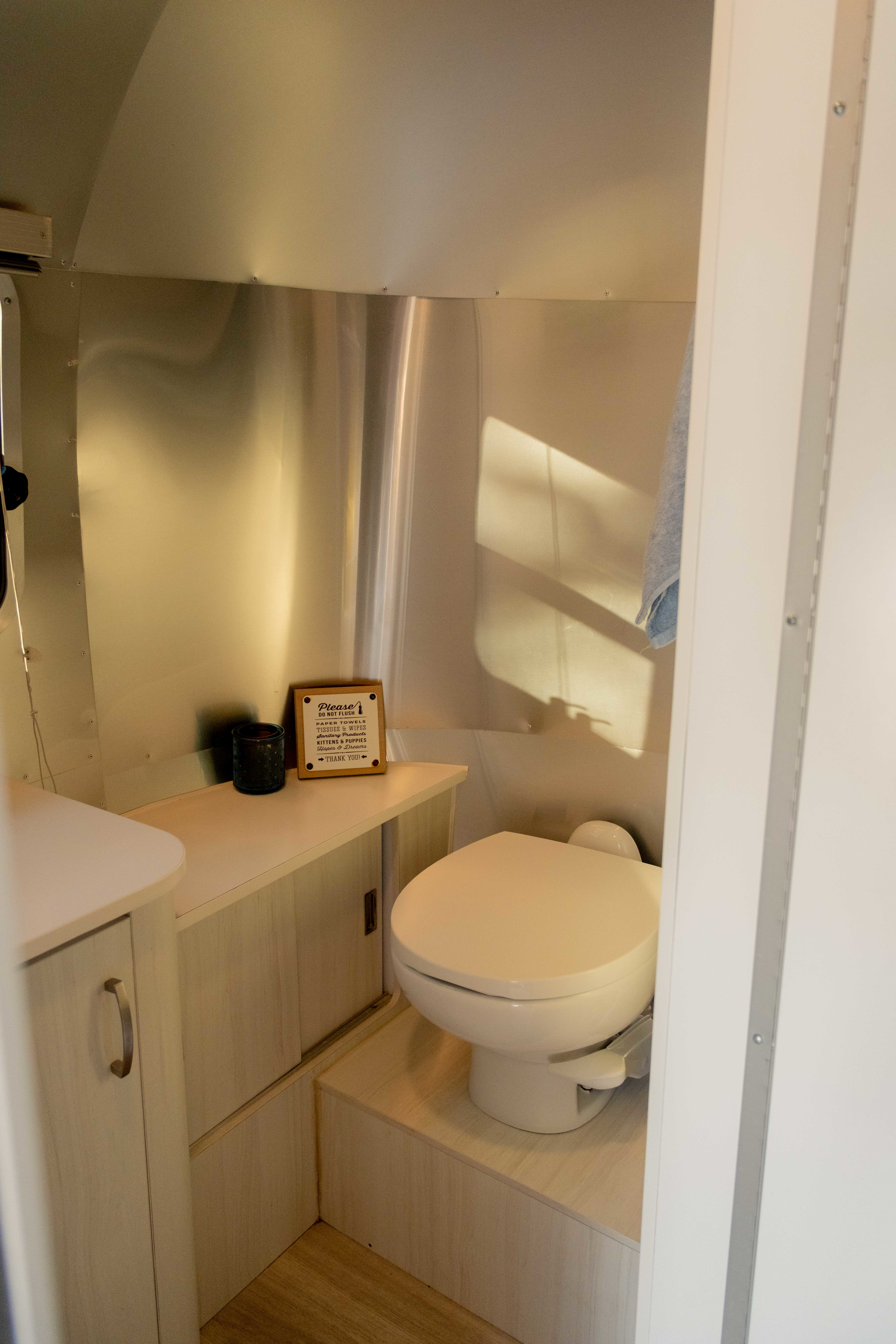 Tunitas Beach Overlook - Airstream