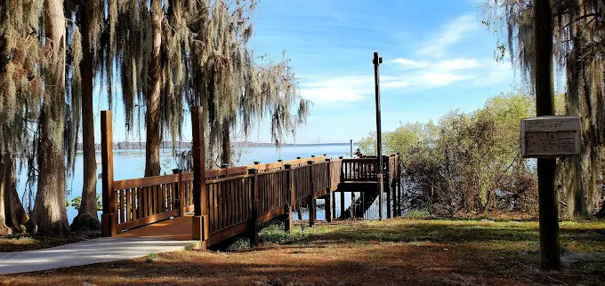 Lake Arbuckle Park and Campground
