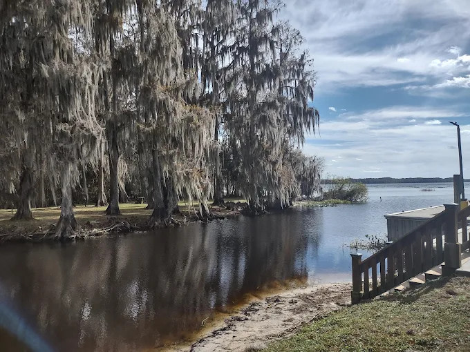 Lake Arbuckle Park and Campground