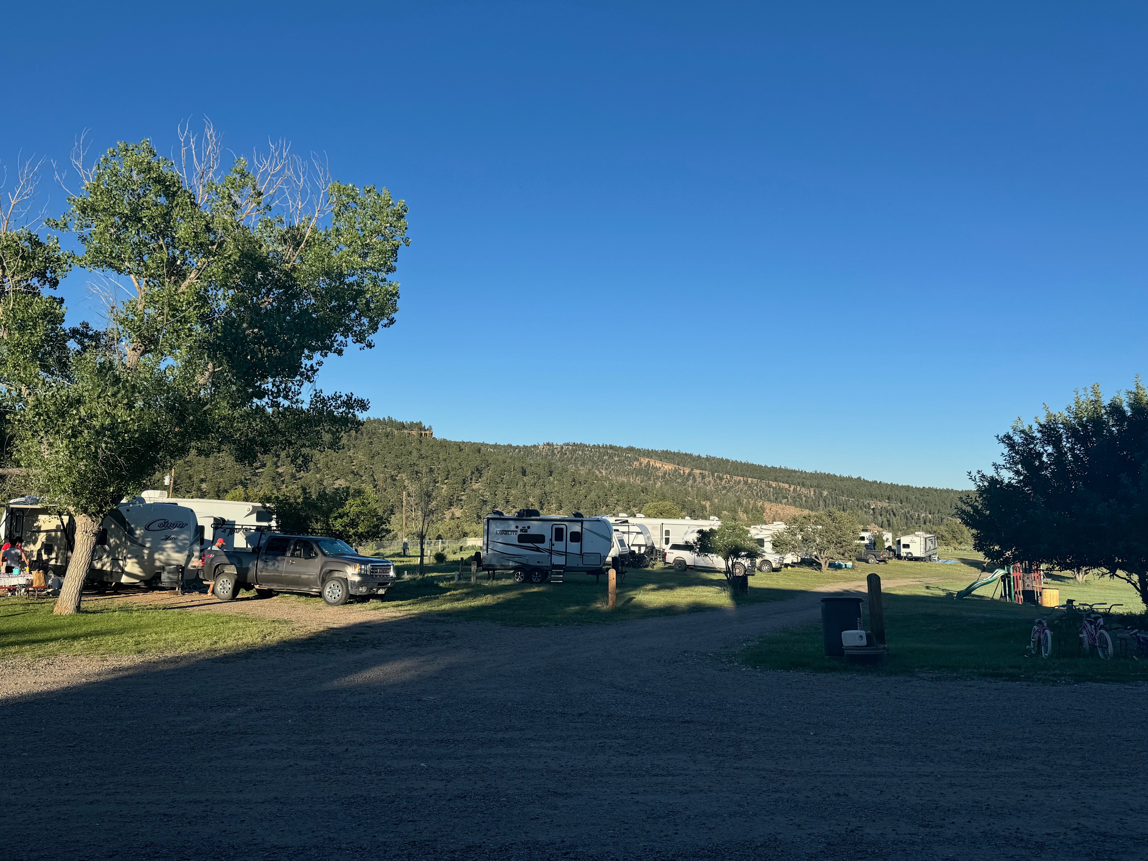 Stone House Lodge & RV