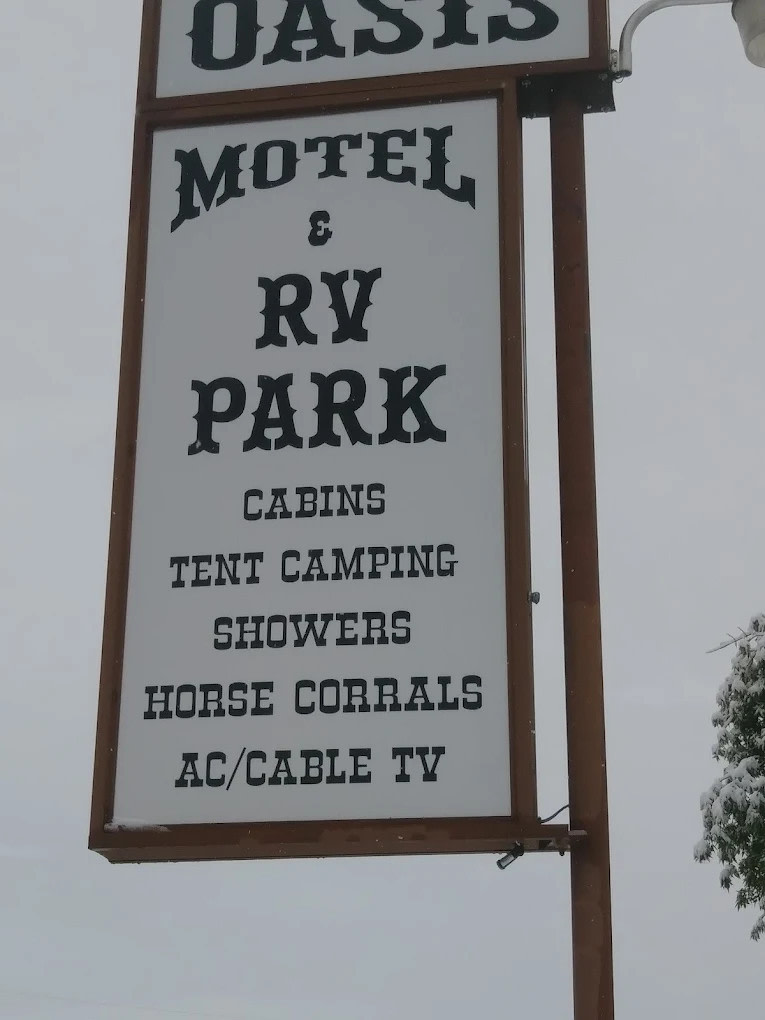 Oasis Motel & RV Park