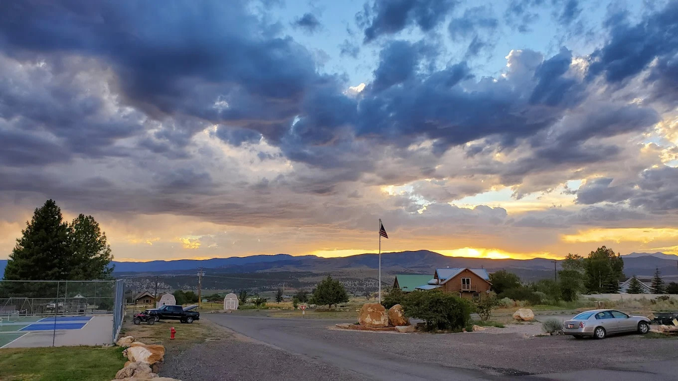 Skyline Mountain Resort