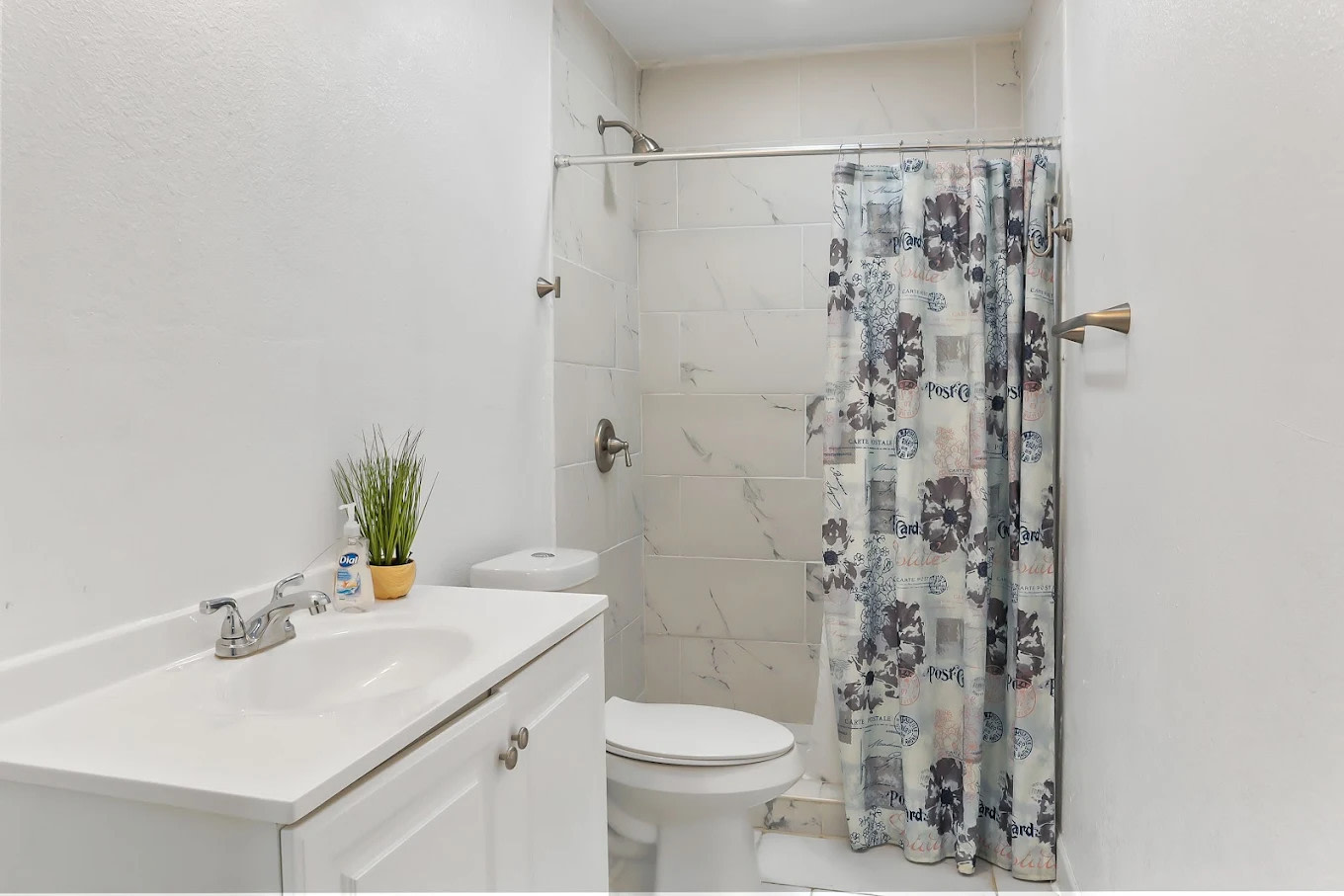 Mathis Motor Inn And RV Park