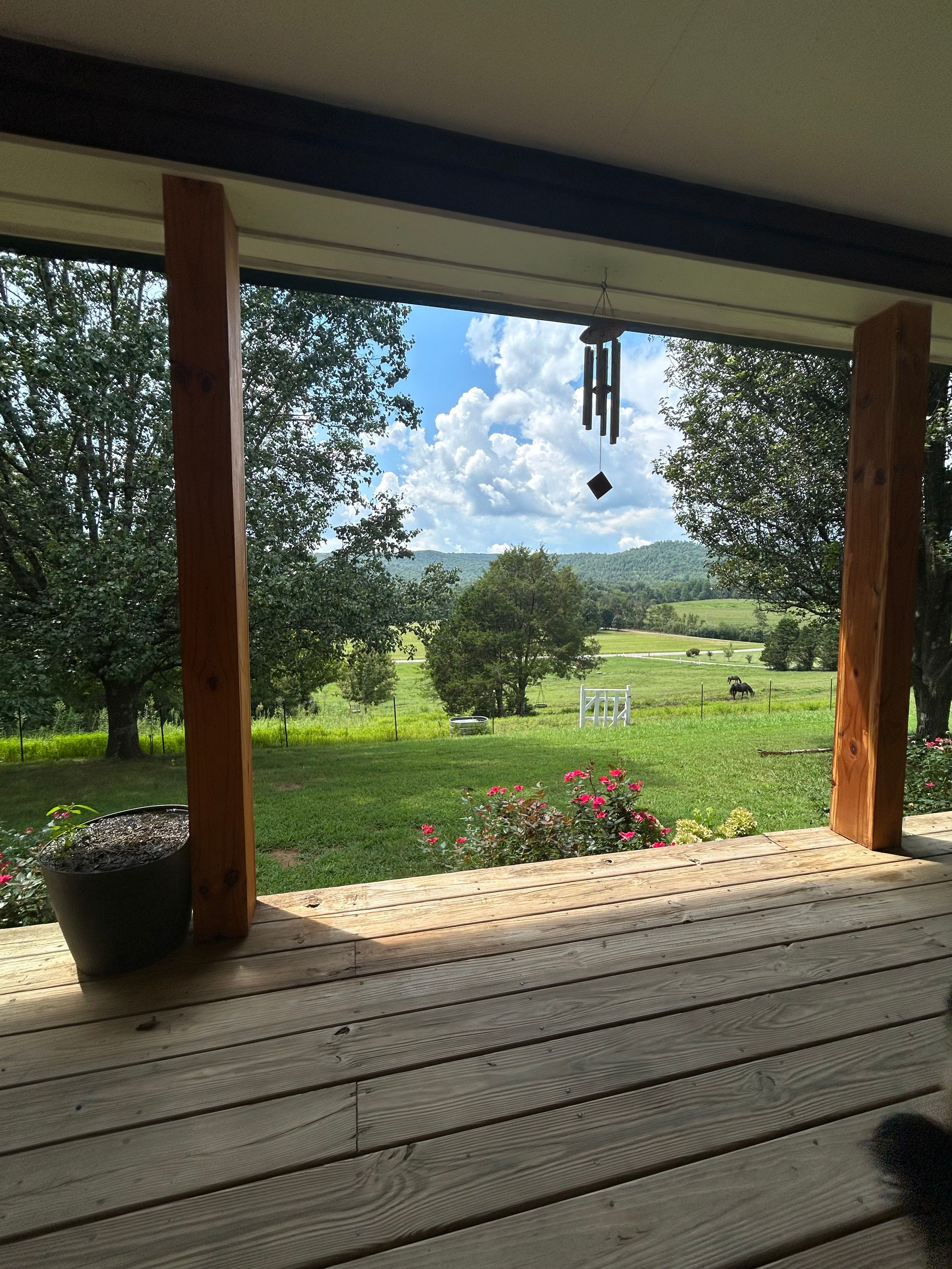 Sunset Ridge Org Co Op & Farm Stay