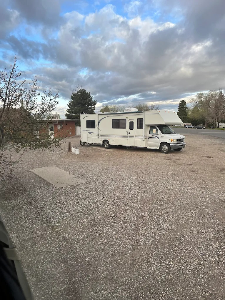 DeLano Motel RV Park