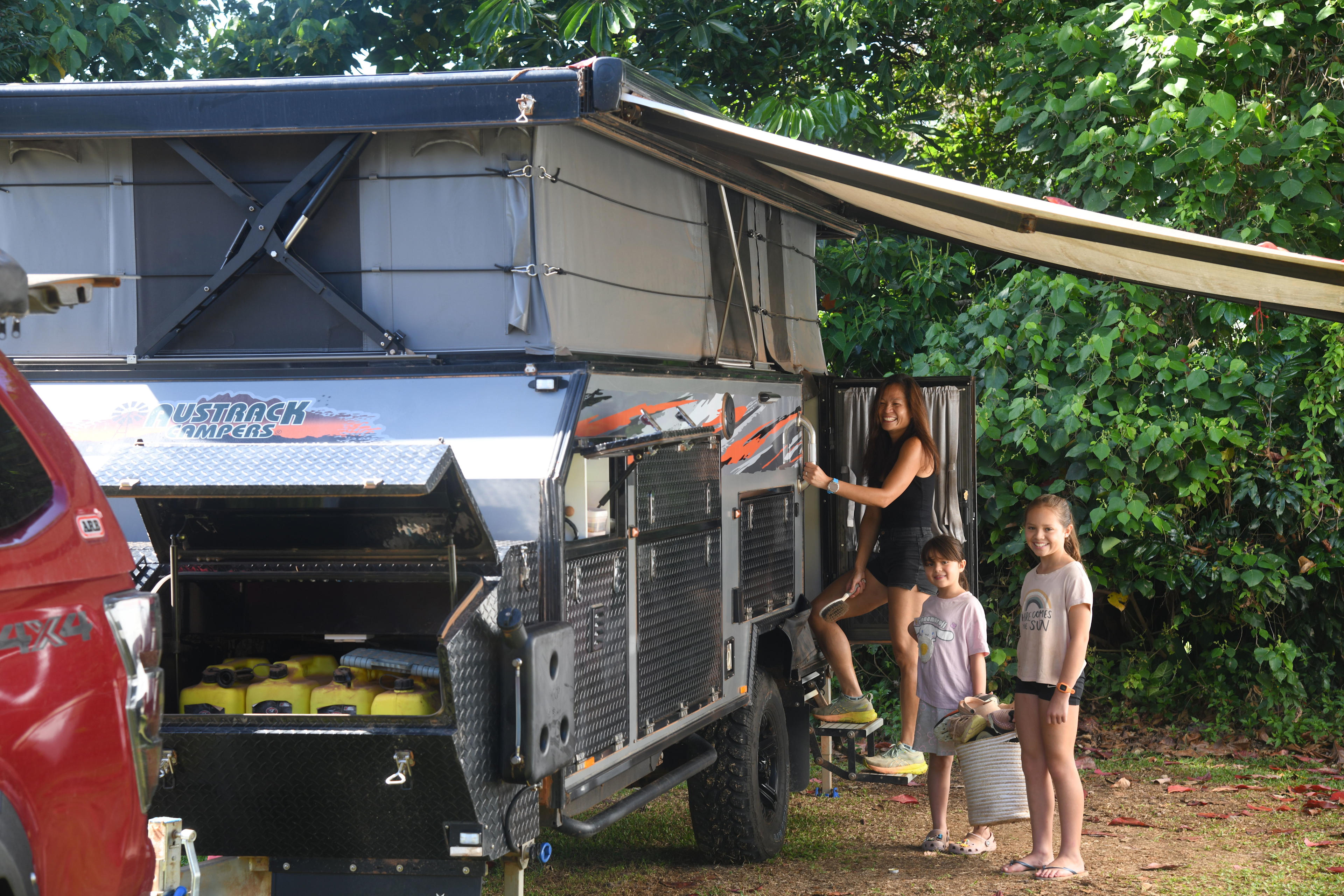 Tropical Hibiscus Caravan Park