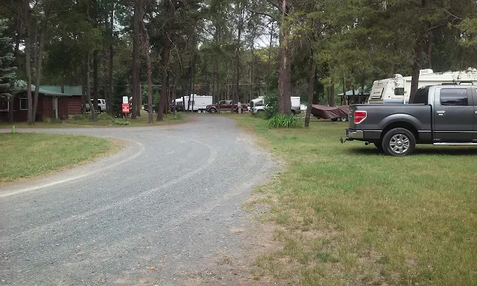 Whispering Oaks Campground