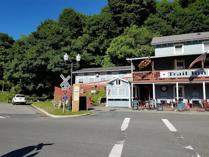 Trail Inn Lodging & Campground