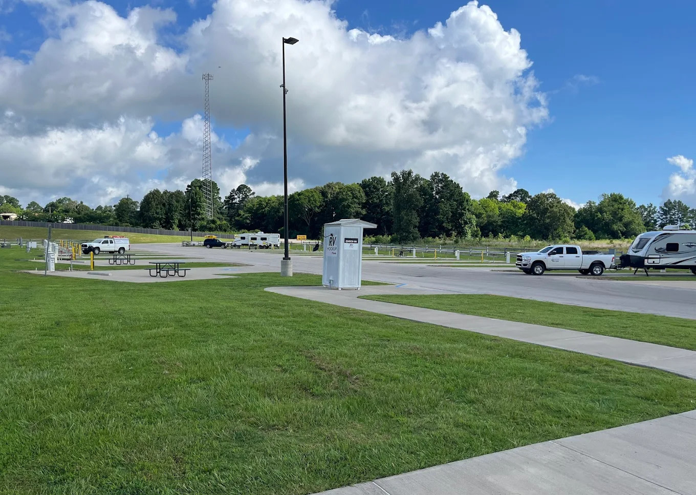 Love's RV Hookup-Winona TX 815