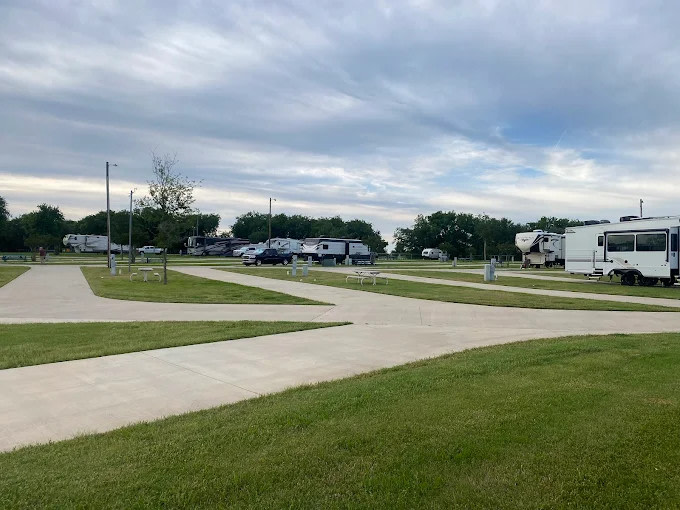 Crossroads Luxury RV Park