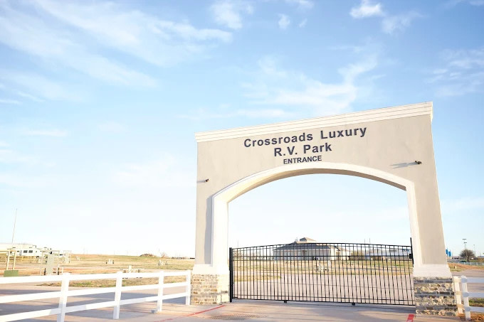 Crossroads Luxury RV Park