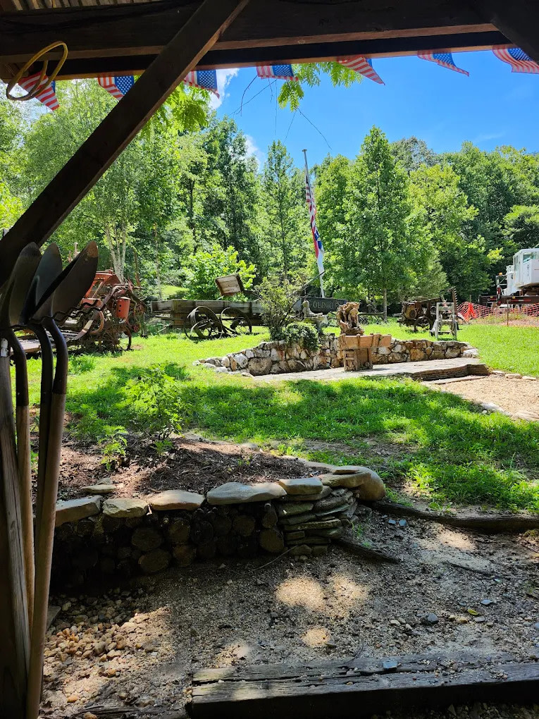 Lucky Strike Gold And Gem Mine Inc.