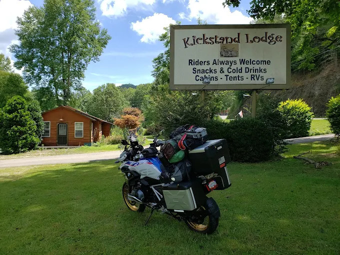 Kickstand Lodge