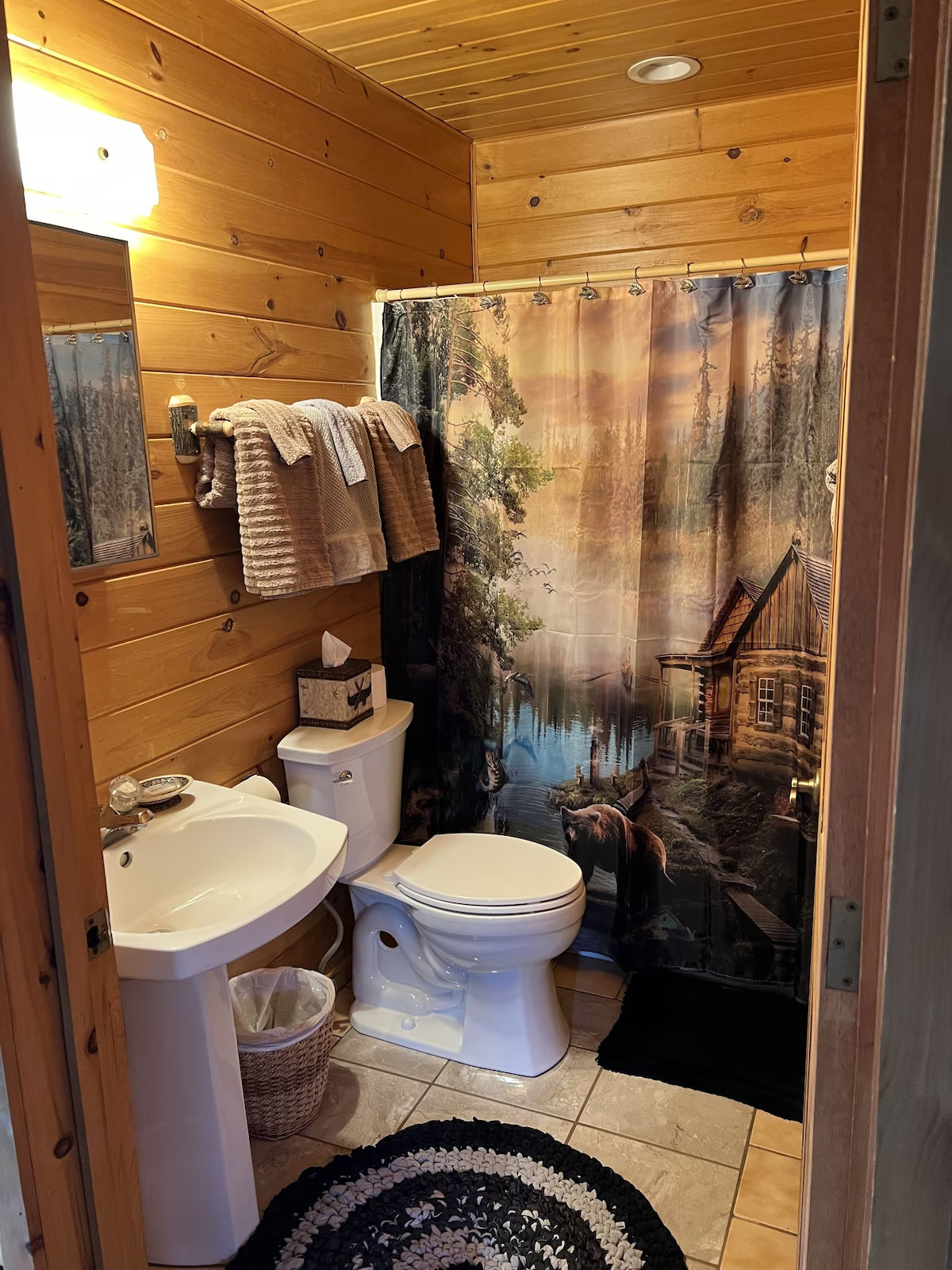 Eagle Lodge Resort & Campground