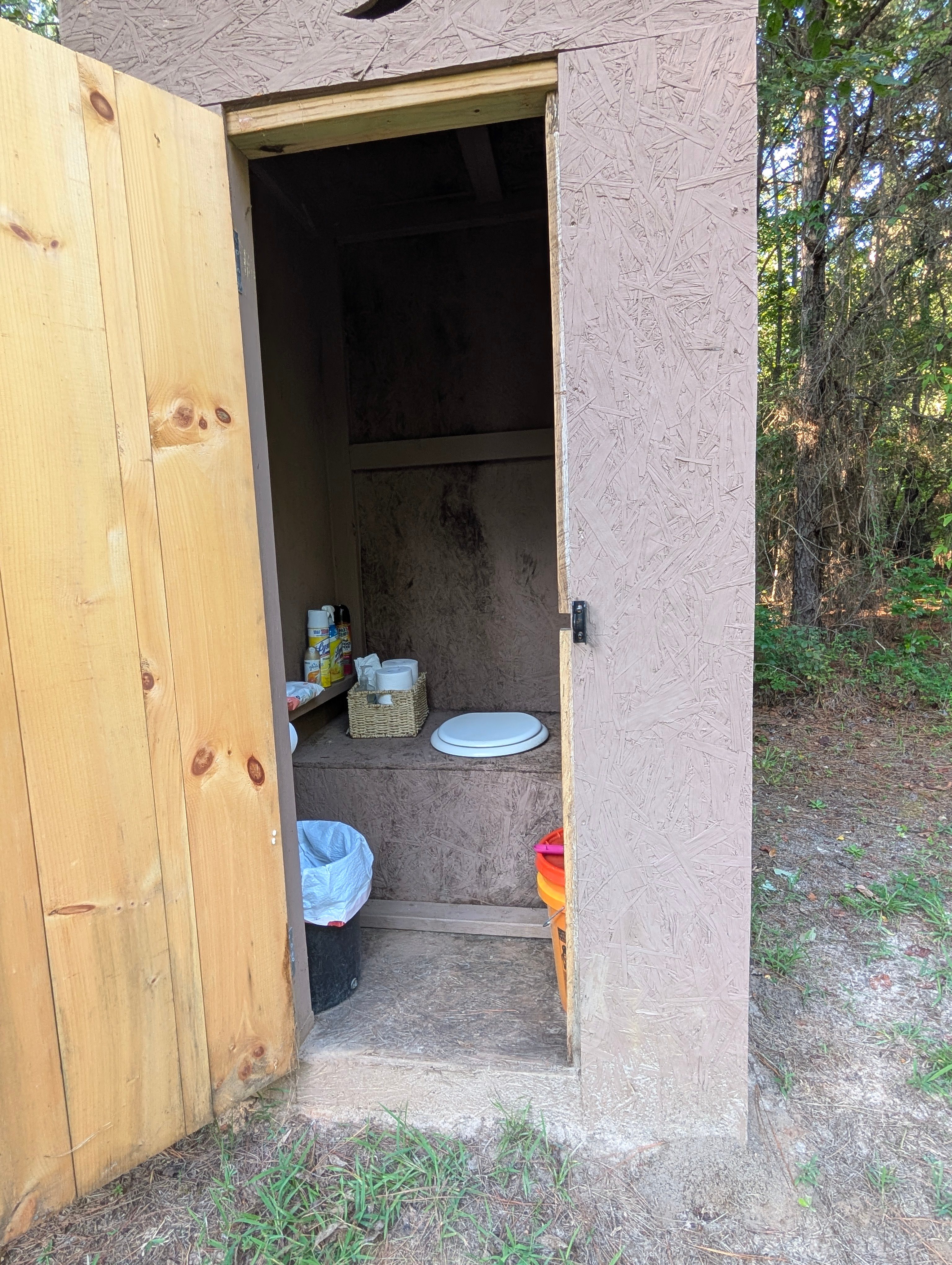 Pine And Oak Campsite