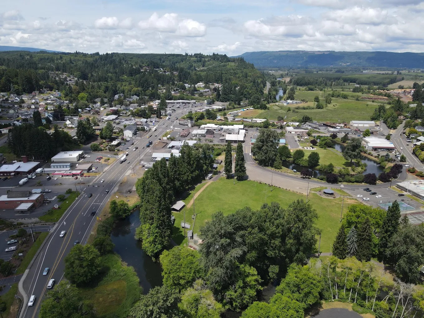 Clatskanie River Inn & RV Park