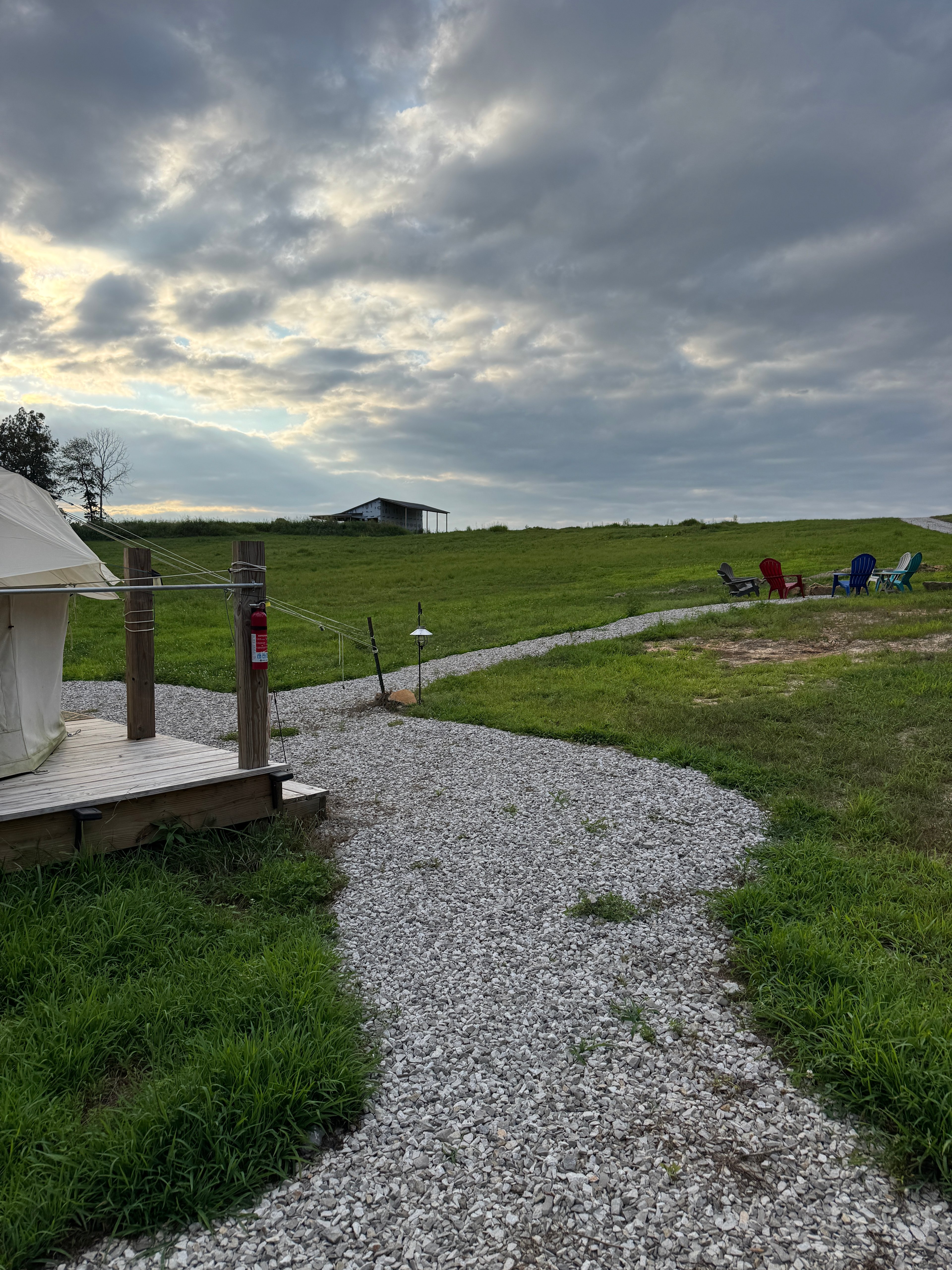 Mollys Ridge Glamping and Camping