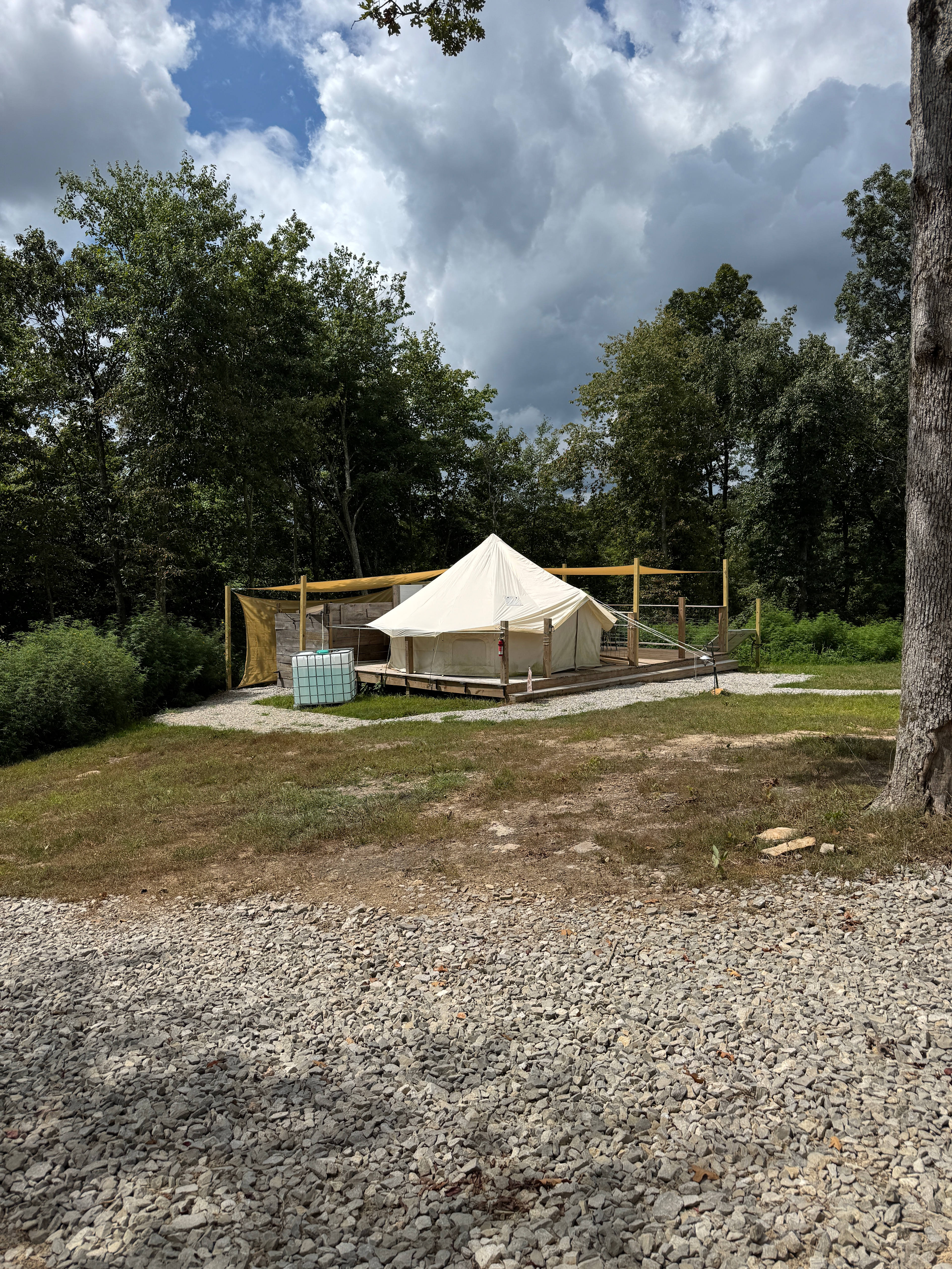 Mollys Ridge Glamping and Camping